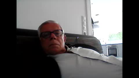 eisbaer1957 online show from June 2026 01:27:01 PM