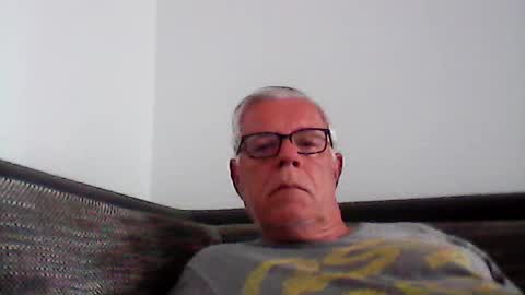 eisbaer1957 online show from June 2026 06:16:02 AM