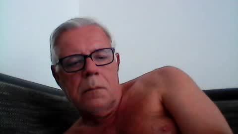 eisbaer1957 online show from June 2026 04:12:02 PM
