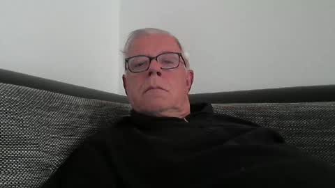 eisbaer1957 online show from July 2026 07:01:02 AM