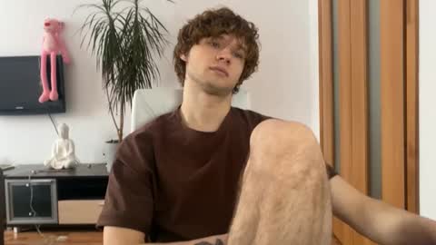 Eitan online show from December 2024 07:17:01 AM