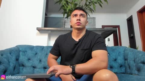 Snapshot of eithanconor1 chatting on December 2024 04:14:02 AM EITHAN CONOR online show from December 2024 04:14:02 AM