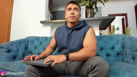 Snapshot of eithanconor1 chatting on December 2024 03:24:01 AM EITHAN CONOR online show from December 2024 03:24:01 AM