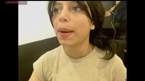 Snapshot of eiviiy1609 chatting on September 2025 02:50:01 PM eiviiy1609 online show from September 2025 02:50:01 PM