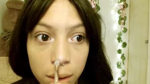 Snapshot of eiviiy1609 chatting on October 2025 01:44:01 PM eiviiy1609 online show from October 2025 01:44:01 PM