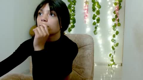 Snapshot of eiviiy1609 chatting on November 2025 01:10:02 PM eiviiy1609 online show from November 2025 01:10:02 PM