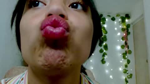 Snapshot of eiviiy1609 chatting on November 2025 01:55:01 PM eiviiy1609 online show from November 2025 01:55:01 PM