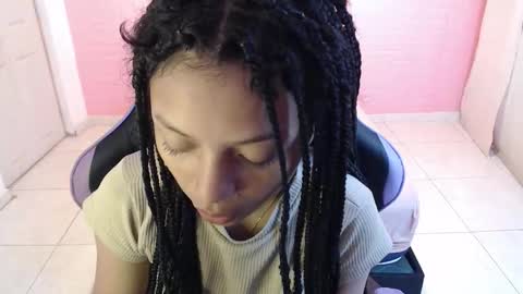 Snapshot of eiviiy1609 chatting on November 2025 01:58:02 PM eiviiy1609 online show from November 2025 01:58:02 PM