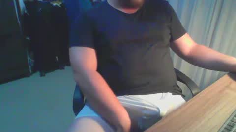 Juan Pablo M online show from December 2024 10:55:02 AM