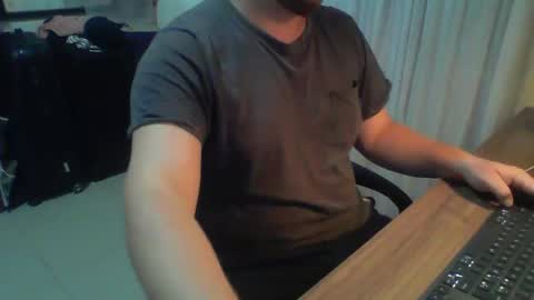 Juan Pablo M online show from January 2025 01:42:01 AM