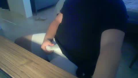 Juan Pablo M online show from November 2025 03:58:01 PM