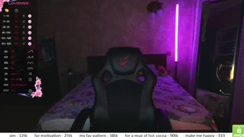 Snapshot of el_sweety chatting on December 2025 11:41:02 AM If you like it when I meow give me a thumbs up online show from December 2025 11:41:02 AM