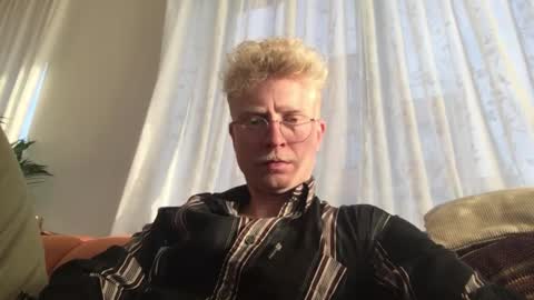 MrE online show from January 2025 02:52:01 PM
