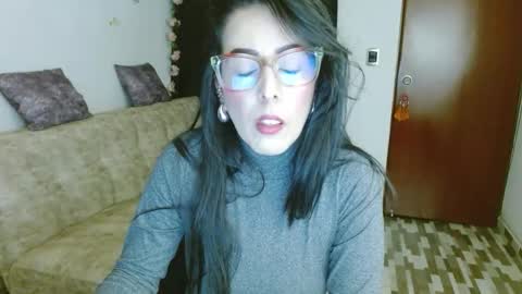 ela_3611 online show from March 2026 03:45:02 AM