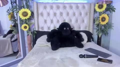 eli online show from November 2025 09:59:01 PM