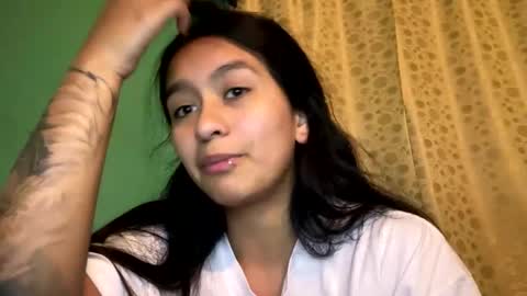 Snapshot of elaine_sun chatting on February 2025 05:35:01 AM Elaine eli online show from February 2025 05:35:01 AM