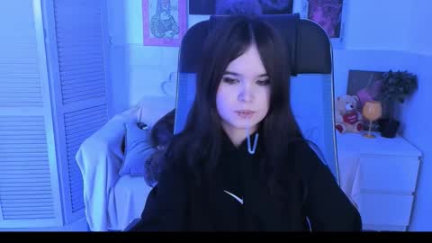 Your sweet girl online show from November 2025 07:49:02 PM