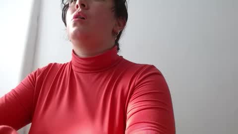 Snapshot of elamurray02 chatting on March 2026 01:07:02 PM elammurray online show from March 2026 01:07:02 PM