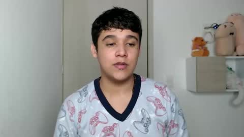 Snapshot of elandor__79876 chatting on October 2025 06:47:01 AM elandor online show from October 2025 06:47:01 AM