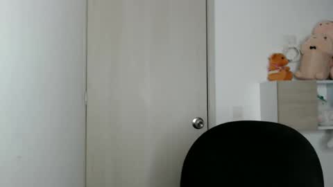 Snapshot of elandor__79876 chatting on October 2025 11:05:01 PM elandor online show from October 2025 11:05:01 PM