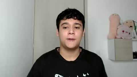 Snapshot of elandor__79876 chatting on October 2025 11:06:02 AM elandor online show from October 2025 11:06:02 AM