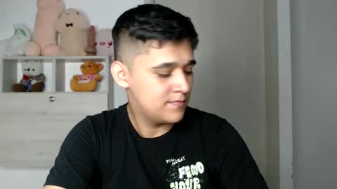 Snapshot of elandor__79876 chatting on November 2025 06:57:02 AM elandor online show from November 2025 06:57:02 AM