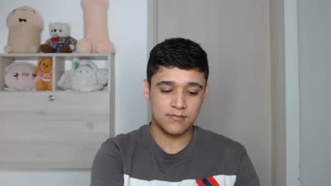 Snapshot of elandor__79876 chatting on November 2025 07:33:02 AM elandor online show from November 2025 07:33:02 AM