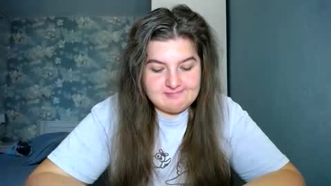 Snapshot of elanis_blair chatting on November 2025 11:21:01 AM Elanis online show from November 2025 11:21:01 AM