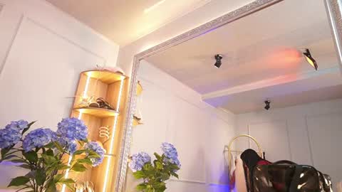 Elasummeer online show from June 2026 12:02:01 PM