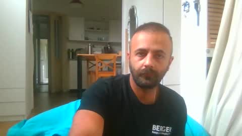 daniel18cmx online show from October 2025 02:58:02 AM