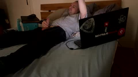 elcretinmo online show from February 2026 08:07:01 AM