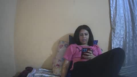 Snapshot of electra137 chatting on October 2025 04:48:02 PM Isabella online show from October 2025 04:48:02 PM