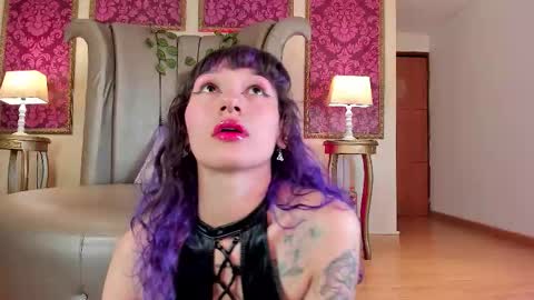      - online show from December 2025 08:25:02 PM