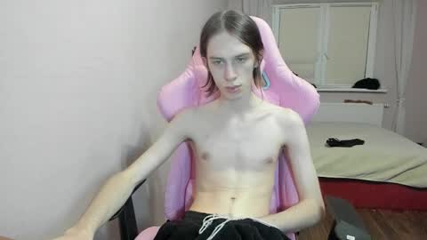 eleganc3 online show from November 2025 07:12:01 PM