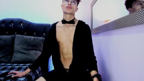 Snapshot of elegant_wolf chatting on January 2025 02:41:01 AM Elegant online show from January 2025 02:41:01 AM