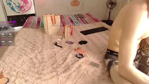 Elektra and Konan online show from September 2025 12:06:01 PM