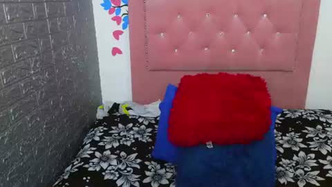 Snapshot of elektra_doll chatting on June 2026 11:39:01 PM elektra_doll online show from June 2026 11:39:01 PM