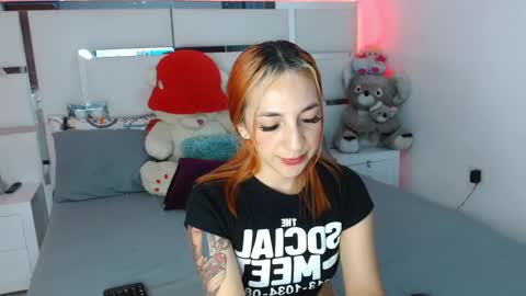 Snapshot of elektrarous chatting on March 2025 09:40:02 PM ElektraRouse online show from March 2025 09:40:02 PM