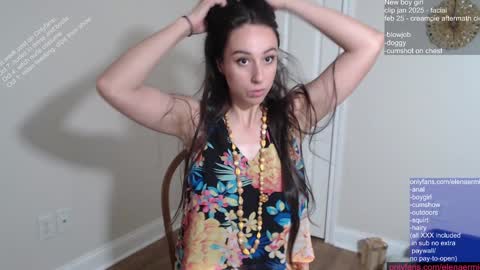 Snapshot of elena_ermie chatting on November 2025 09:46:02 PM elena_ermie online show from November 2025 09:46:02 PM