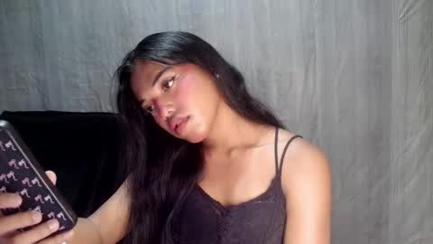 elenacum online show from October 2025 02:56:02 PM