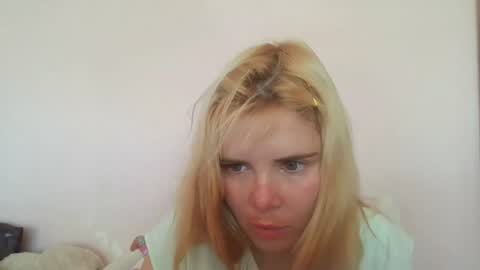 Snapshot of elenaflirt chatting on June 2026 08:08:02 AM Elena online show from June 2026 08:08:02 AM