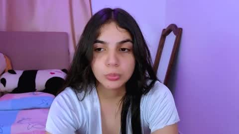 agnes online show from October 2025 09:15:02 PM