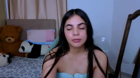 Snapshot of elenna_hotx chatting on November 2025 08:32:01 PM agnes online show from November 2025 08:32:01 PM