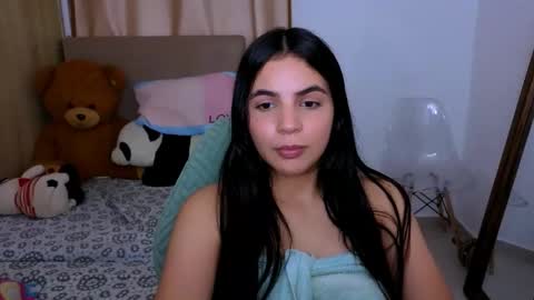 Snapshot of elenna_hotx chatting on November 2025 07:38:01 PM agnes online show from November 2025 07:38:01 PM