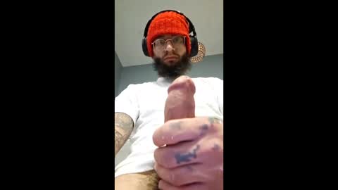 elephant_titus online show from December 2025 05:47:02 AM