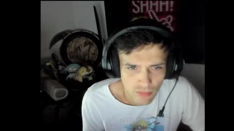 elephantrunkman online show from March 2025 05:44:01 AM