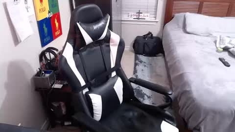 Snapshot of elevatetlb chatting on October 2025 04:34:02 AM Walker online show from October 2025 04:34:02 AM