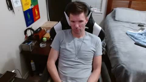 Snapshot of elevatetlb chatting on October 2025 04:46:01 AM Walker online show from October 2025 04:46:01 AM