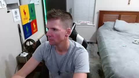 Snapshot of elevatetlb chatting on November 2025 06:14:01 AM Walker online show from November 2025 06:14:01 AM