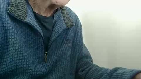 Snapshot of elfyonee chatting on September 2025 02:20:01 PM elfyonee online show from September 2025 02:20:01 PM